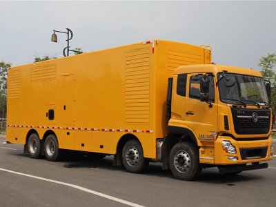 东风前四后八移动电源车